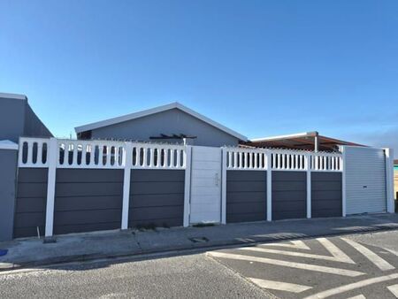 2 Bedroom House in Morgenster