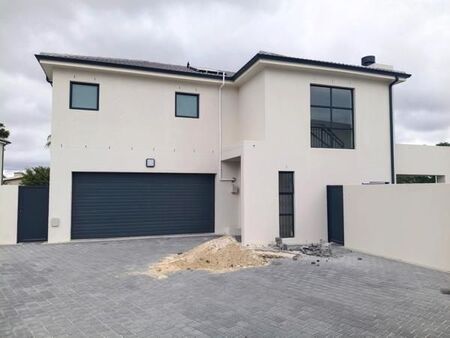 3 Bedroom House in Eden Park