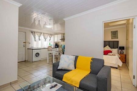 1 Bedroom Apartment in Oakdale