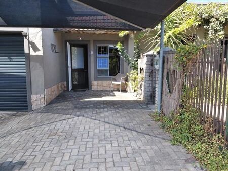 1 Bedroom House in Bellville Central