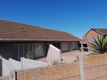 3 Bedroom House in Vredenburg