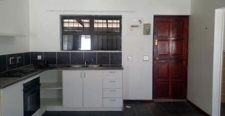 2 Bedroom House in St Helena Bay