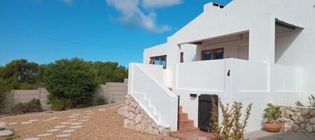 4 Bedroom House in St Helena Bay