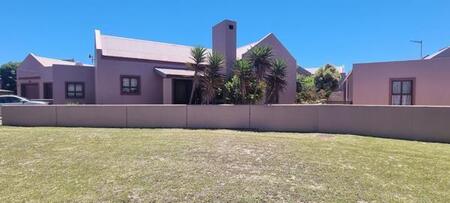 2 Bedroom House in Saldanha