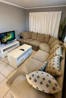 2 Bedroom Duet in Country Club