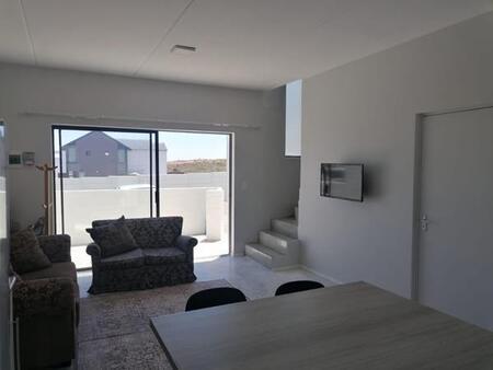 2 Bedroom Duplex in Myburgh Park