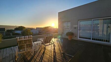 Bachelor apartment in Myburgh Park