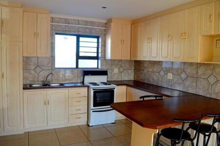 1 Bedroom Apartment in Country Club