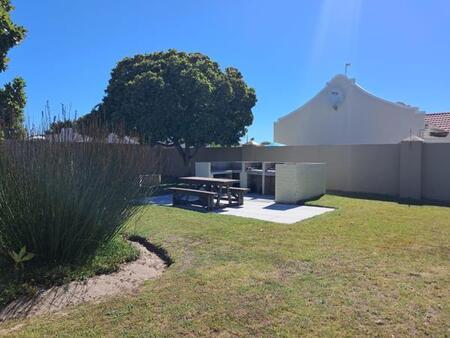 1 Bedroom Apartment in Sandbaai