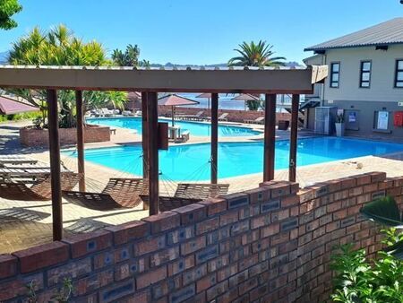 2 Bedroom Townhouse in Swartvlei