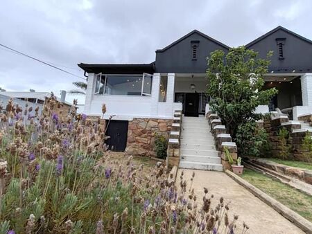 2 Bedroom Duet in Mossel Bay Central