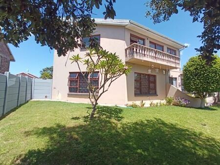 7 Bedroom House in Heiderand