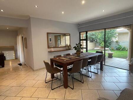 5 Bedroom House in Diaz Beach