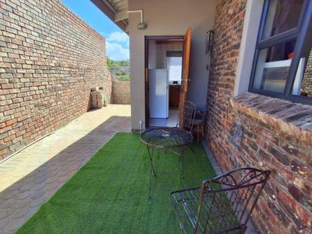 1 Bedroom Flat in Bay View