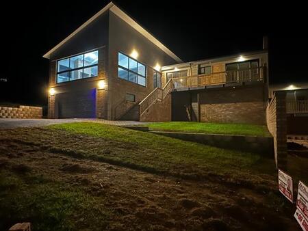 3 Bedroom House in Dana Bay