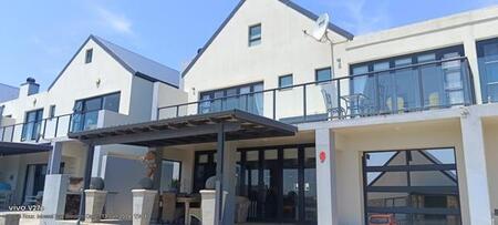 4 Bedroom Duplex in Hartenbos