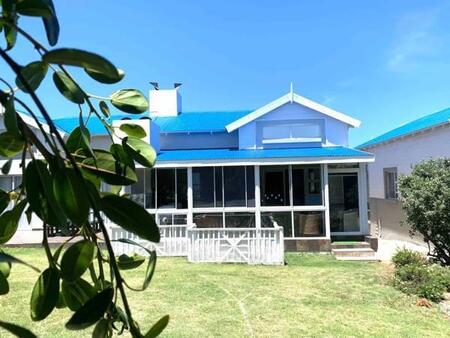 2 Bedroom Townhouse in Pinnacle Point Golf Estate