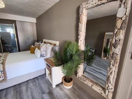 1 Bedroom Flat in Hartenbos Heuwels