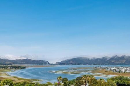 2 Bedroom Apartment in Old Place