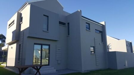 3 Bedroom Duplex in Eden