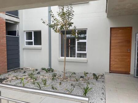 2 Bedroom Apartment in George South