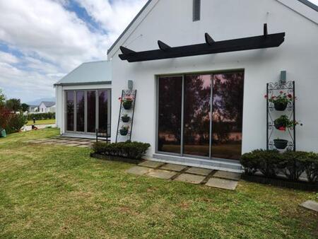 3 Bedroom House in Blanco