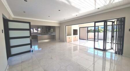 3 Bedroom House in Blanco