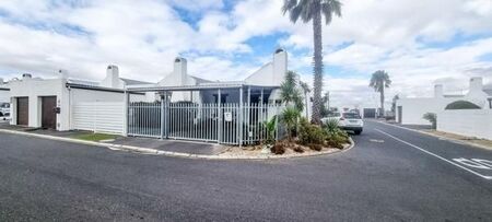 2 Bedroom House in Parklands