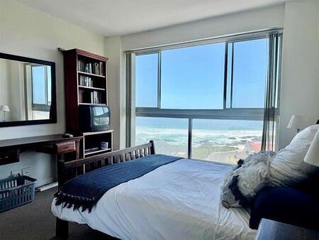 2 Bedroom Apartment in Bloubergstrand