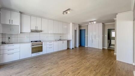 2 Bedroom Apartment in Bloubergrant