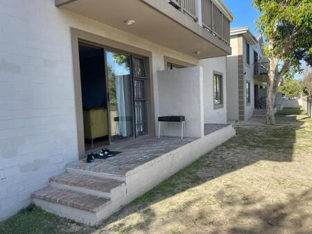 2 Bedroom Apartment in Parklands