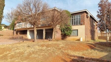 3 Bedroom House in Postmasburg