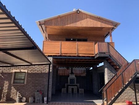 4 Bedroom Simplex in Postmasburg