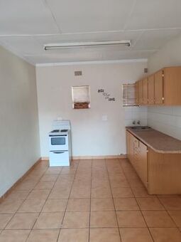 1 Bedroom Apartment in Postmasburg