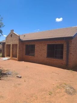 3 Bedroom House in Mothibistad