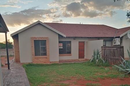 2 Bedroom House in Kathu