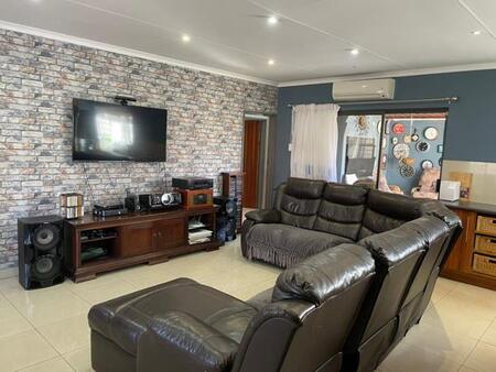3 Bedroom Townhouse in Kathu