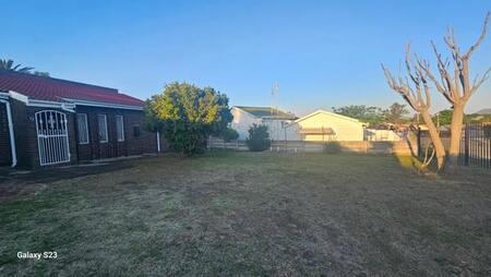 3 Bedroom House in Van Riebeeck Park