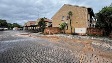 3 Bedroom Apartment in Willow Park Manor