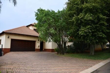 3 Bedroom House in Rietvalleirand