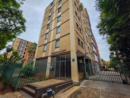 1 Bedroom Apartment in Arcadia