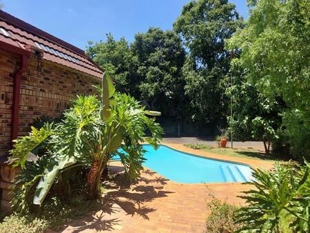 2 Bedroom House in Brooklyn