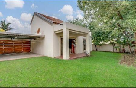 3 Bedroom House in Sunninghill