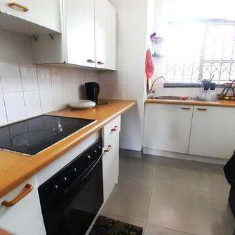 2 Bedroom Apartment in Bryanston