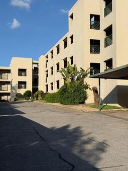 1 Bedroom Apartment in Bryanston