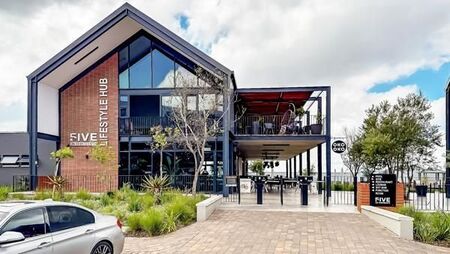 3 Bedroom Apartment in Fairland