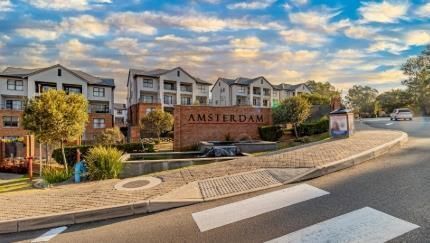 3 Bedroom Apartment in Olivedale