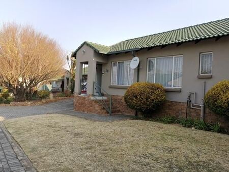 3 Bedroom Townhouse in Heidelberg Central