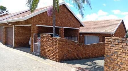 2 Bedroom House in Norkem Park