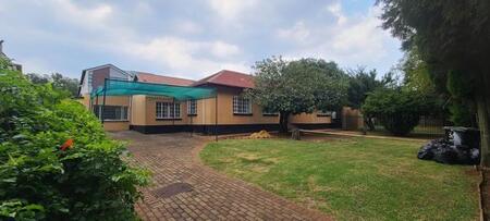 6 Bedroom House in Edendale